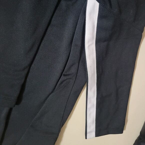 Under Armour AllSeasonGear® UA Qualifier Black 1/4 Zip Long Sleeve Pullover - Picture 13 of 14